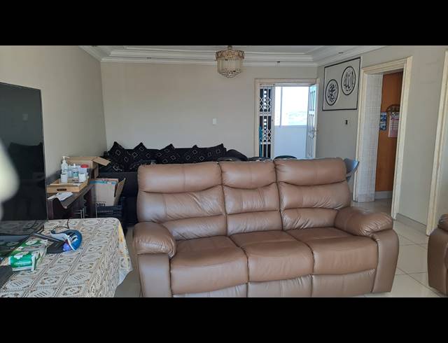 3 BEDROOM FLAT FOR SALE IN SOUTH BEACH